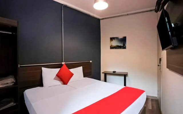 Mova 104 - Hotel Consulado