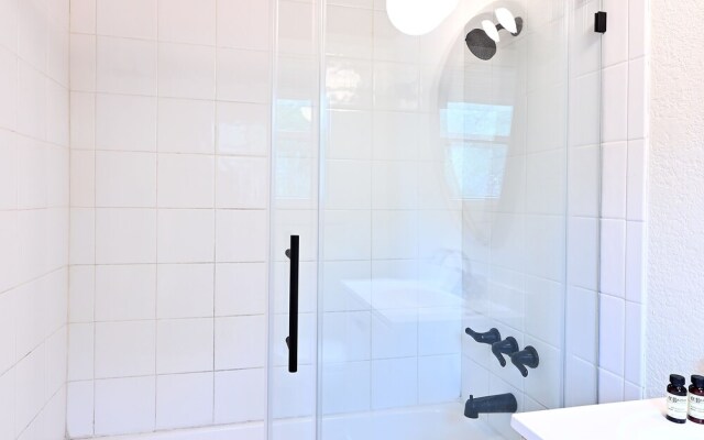 Tesuque Outpost 3 Suites Mountain Views