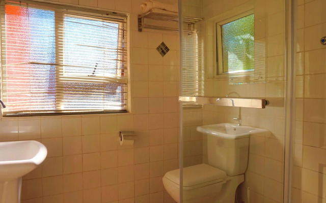 Tasha Lodge and Tours