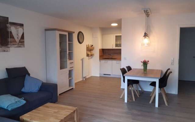 Coastal Hut No. 6 Comfortable Vacation Home