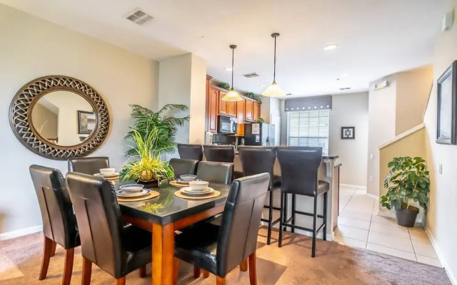 Vista Cay by PRP