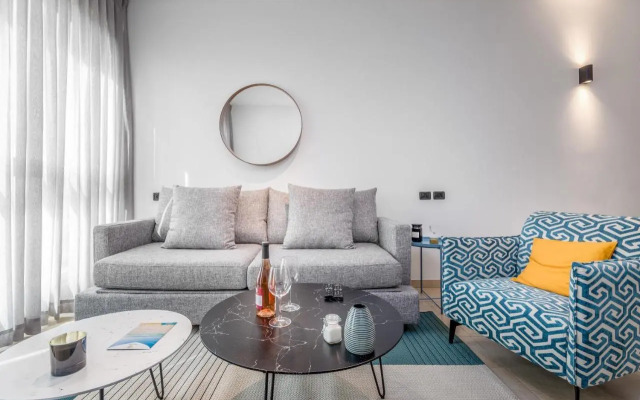 Charming 1 BDR with balcon close to Hilton beach