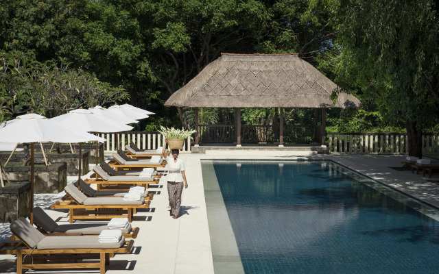 REVĪVŌ Wellness Resort Nusa Dua Bali