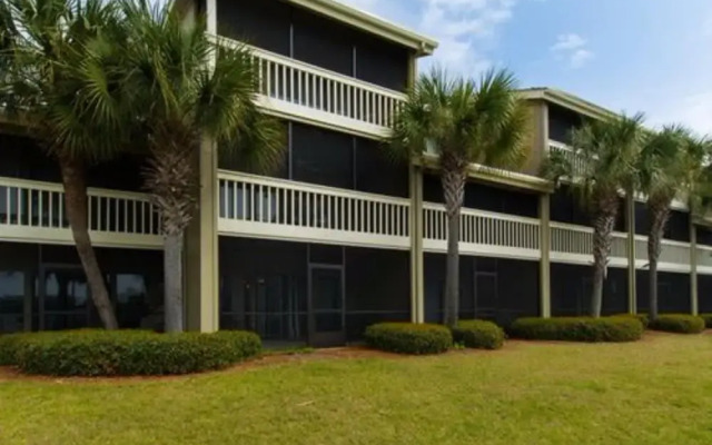 Seascape Boardwalk and Lakefront Villas