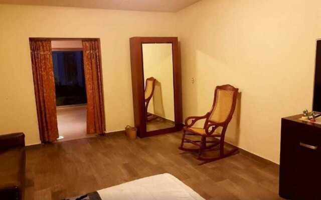 Casa La Gloria Cerca de las Piramides