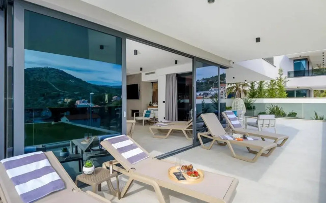 Villa Lucy Cherry CFH