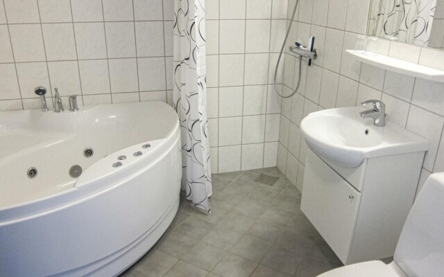 Stunning Apartment in Allinge With 1 Bedrooms and Wifi