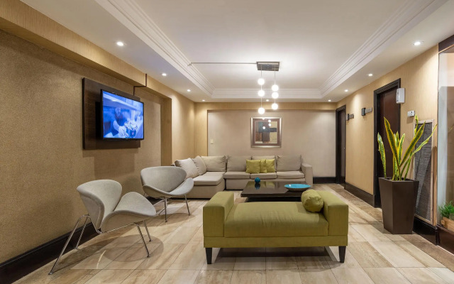 Premium Tower Suites
