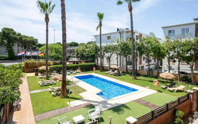 Velor Apartments