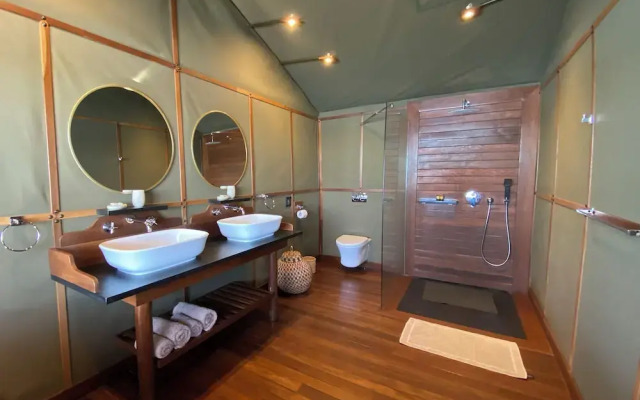 Ndhovu Safari Lodge - Campground