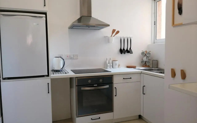 The Harbour Suite - 100M From The Beach - 6 Guests
