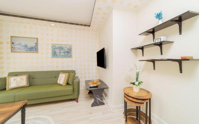 Excellent Flat Close To Kaleici In Muratpasa