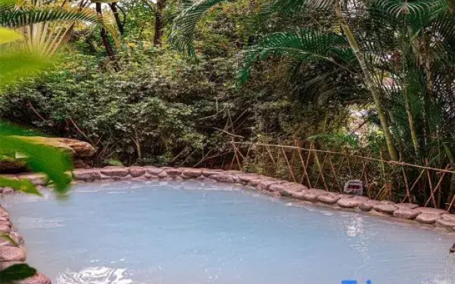Sanying Cloud Water Mountain Spa Resort Villa