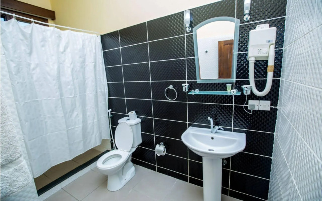 Best Western Jangwani Sea Breeze Hotel
