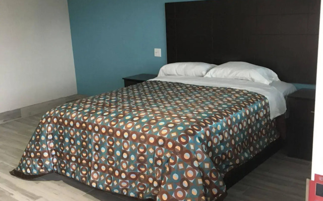 Clover Motel