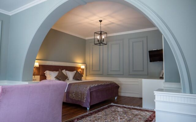 PalmaNova Resort