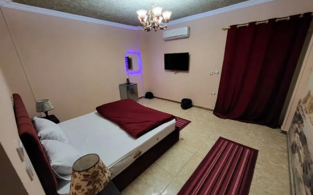 Pyramid Stars Inn