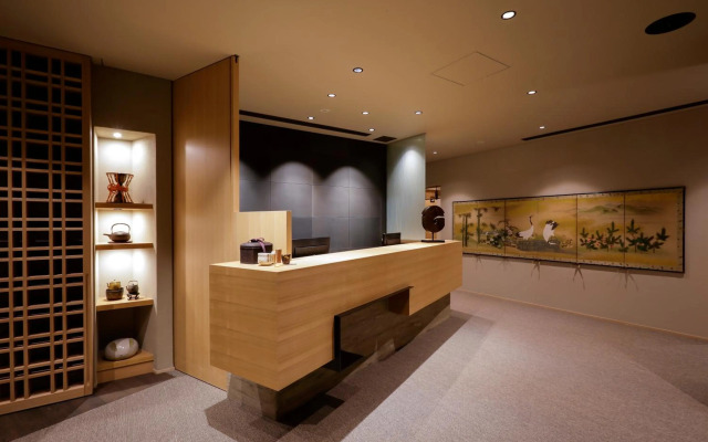 Kaminarimon Ryokan