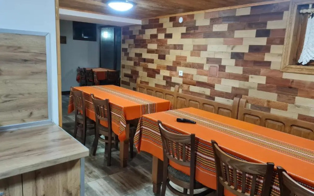 Zlatniyat Telets Guest Rooms