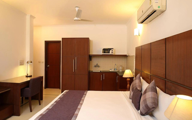 Ahuja Residency, Dlf Phase II