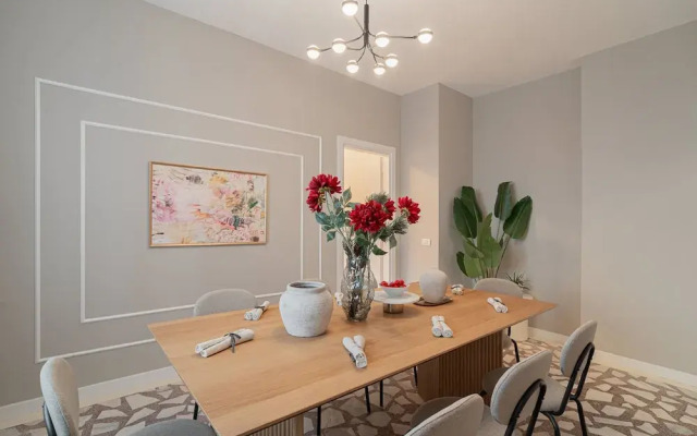 Loggia Luxe 5BR Living in Universitatii Area