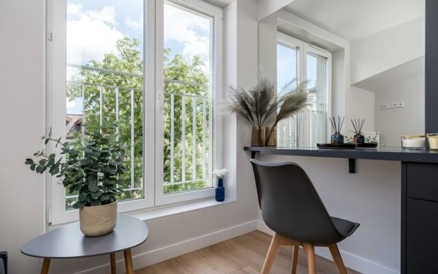 Smart Apartments- Old Town Train Station