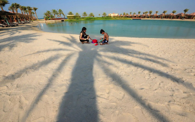 Al Bander Hotel & Resort