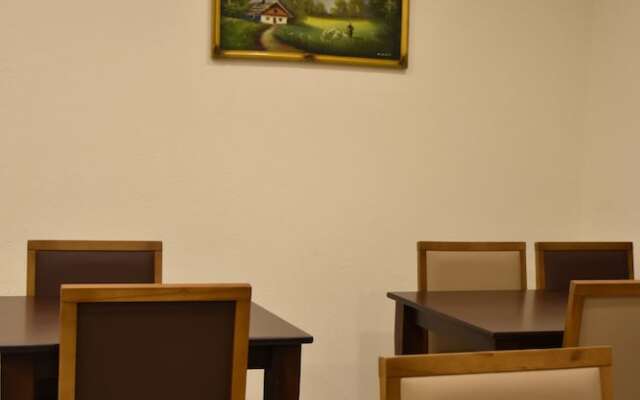 Shishly Palace Hotel