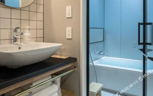RAKURO 京都 by THE SHARE HOTELS