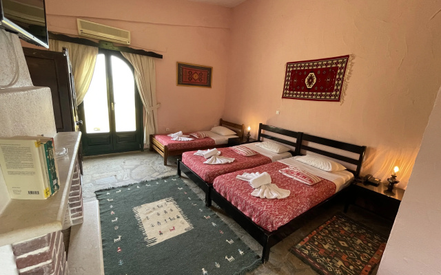 Arolithos Traditional Cretan Village