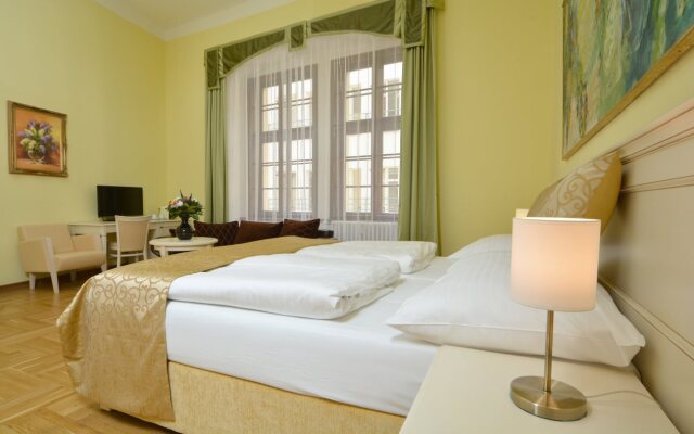 Hotel Ungelt / Royal Residence Ungelt