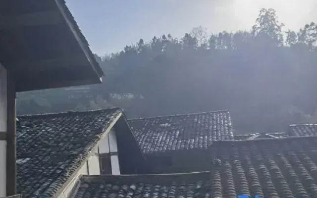 Memories of Zhongshan Inn