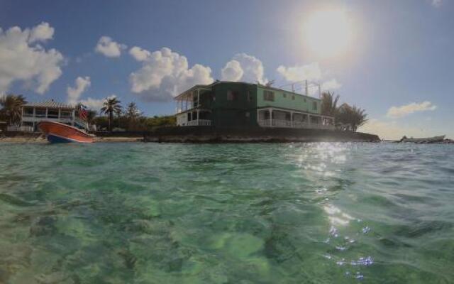 Mimundo Corn Island Hostel