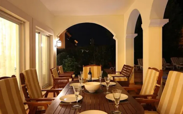 Casa Pine Trees by BeSpoke
