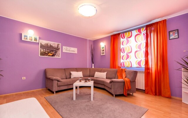 Beautiful Home in Pula With Wifi and 2 Bedrooms