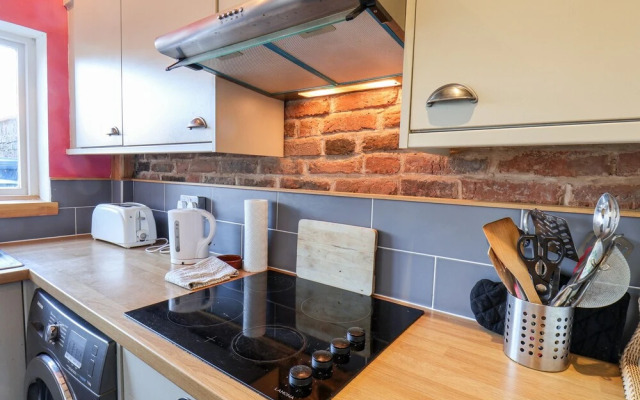 16 St. Sepulchre Street