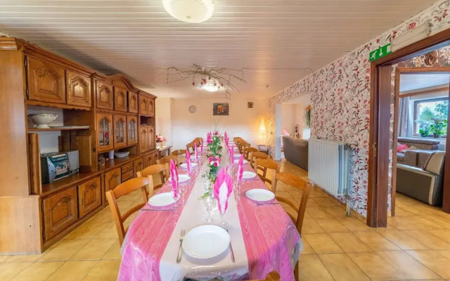 Holiday Home in Montleban With Sauna
