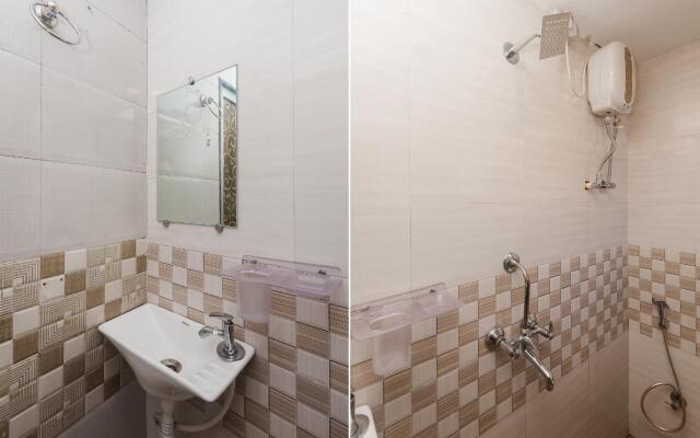OYO 26563 Safar Residency