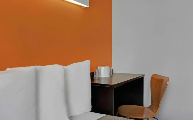 Motel 6 – San Jose, CA - South