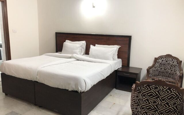 Golden Huts Resorts