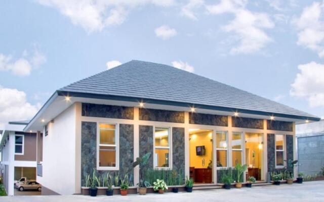 U Village Hotel And Villa