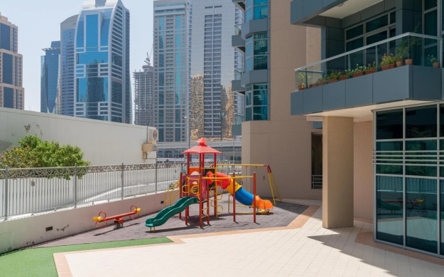 GLOBALSTAY. Marina Residences. Pool, Gym