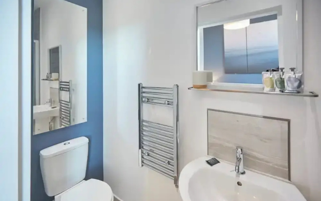 Host Stay Abbey Nest
