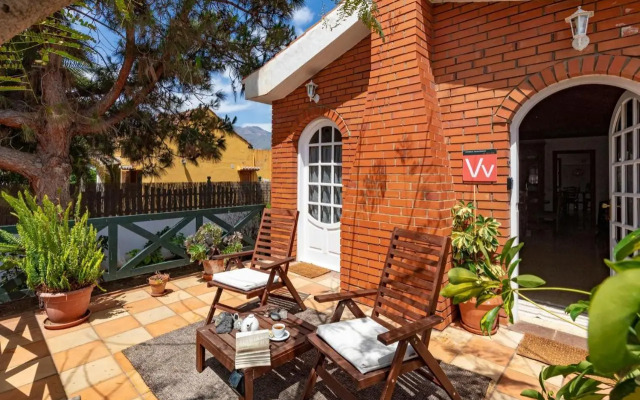 Villa Los Almendros