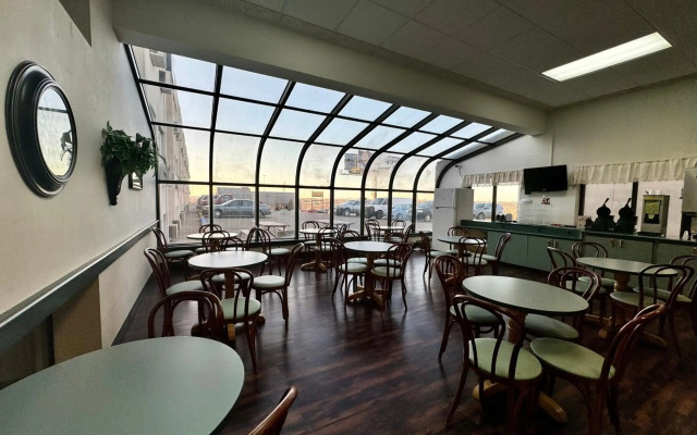Dakota Inn Minot