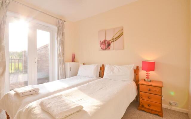18 Tollgate Cottages
