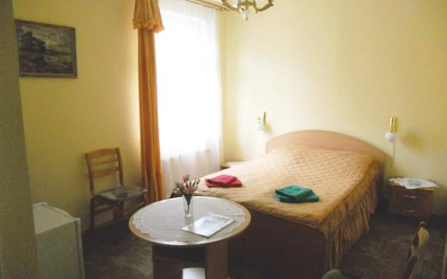 Hotel Elīna