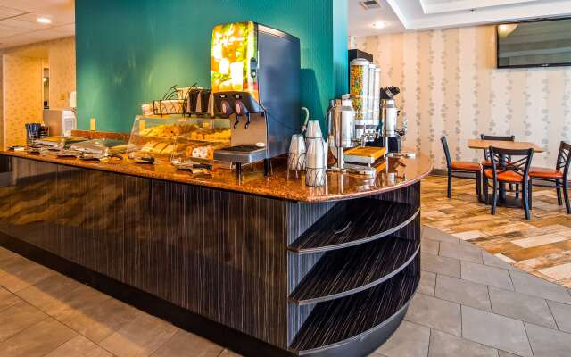 Best Western Plus Atlanta Airport-East