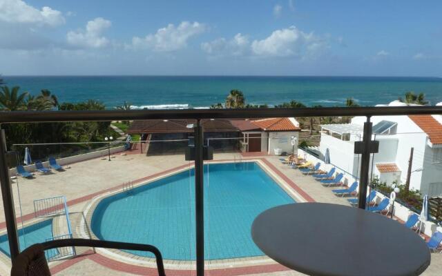 Helios Bay Hotel Apartments