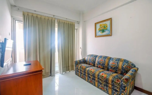 Spacious and Strategic 3BR Kondominium Juanda Apartment